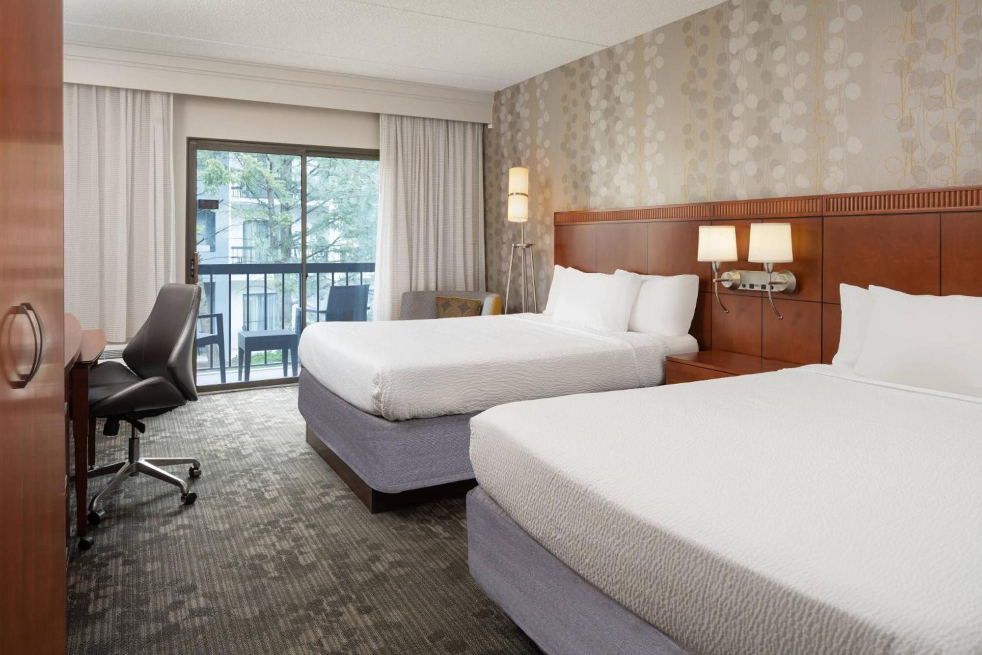 Courtyard Chicago Wood Dale / Itasca Hotel Екстериор снимка