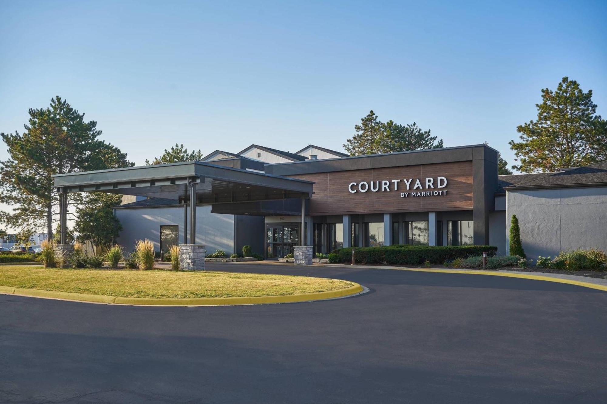 Courtyard Chicago Wood Dale / Itasca Hotel Екстериор снимка