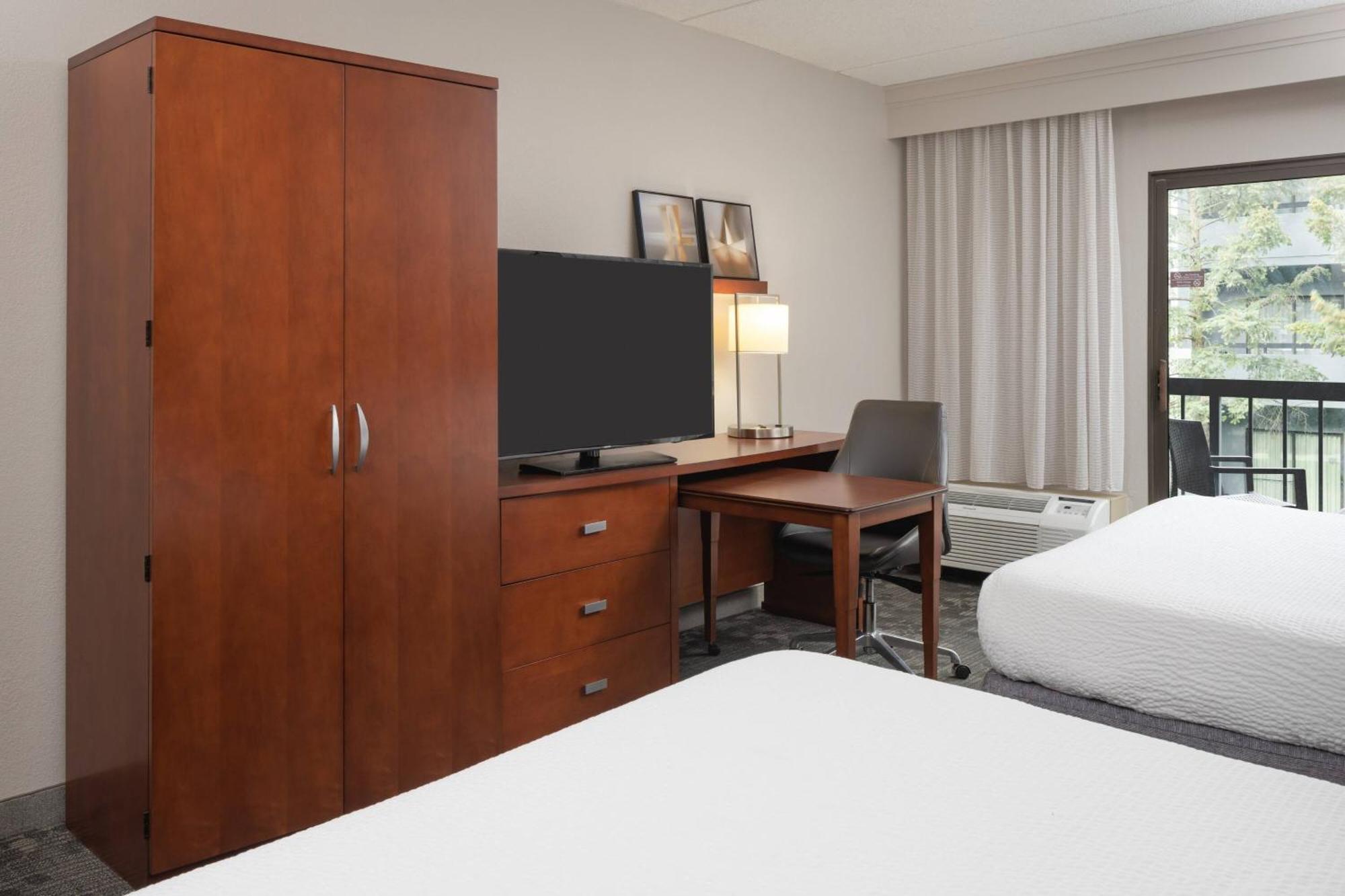 Courtyard Chicago Wood Dale / Itasca Hotel Екстериор снимка