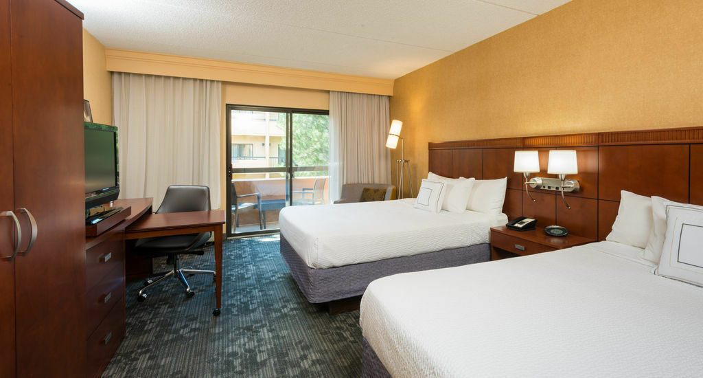 Courtyard Chicago Wood Dale / Itasca Hotel Екстериор снимка